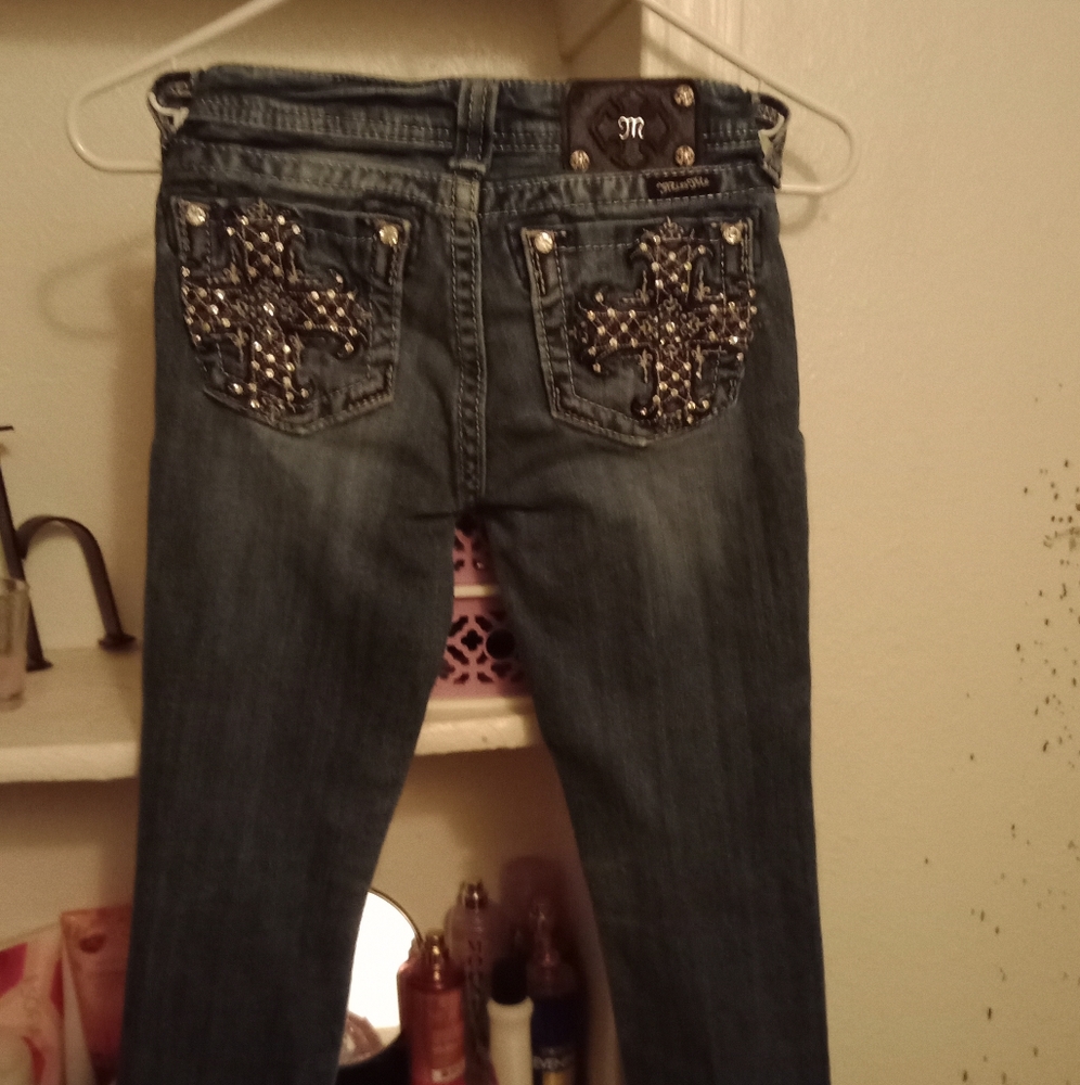 Jeans - Picture 2 of 2